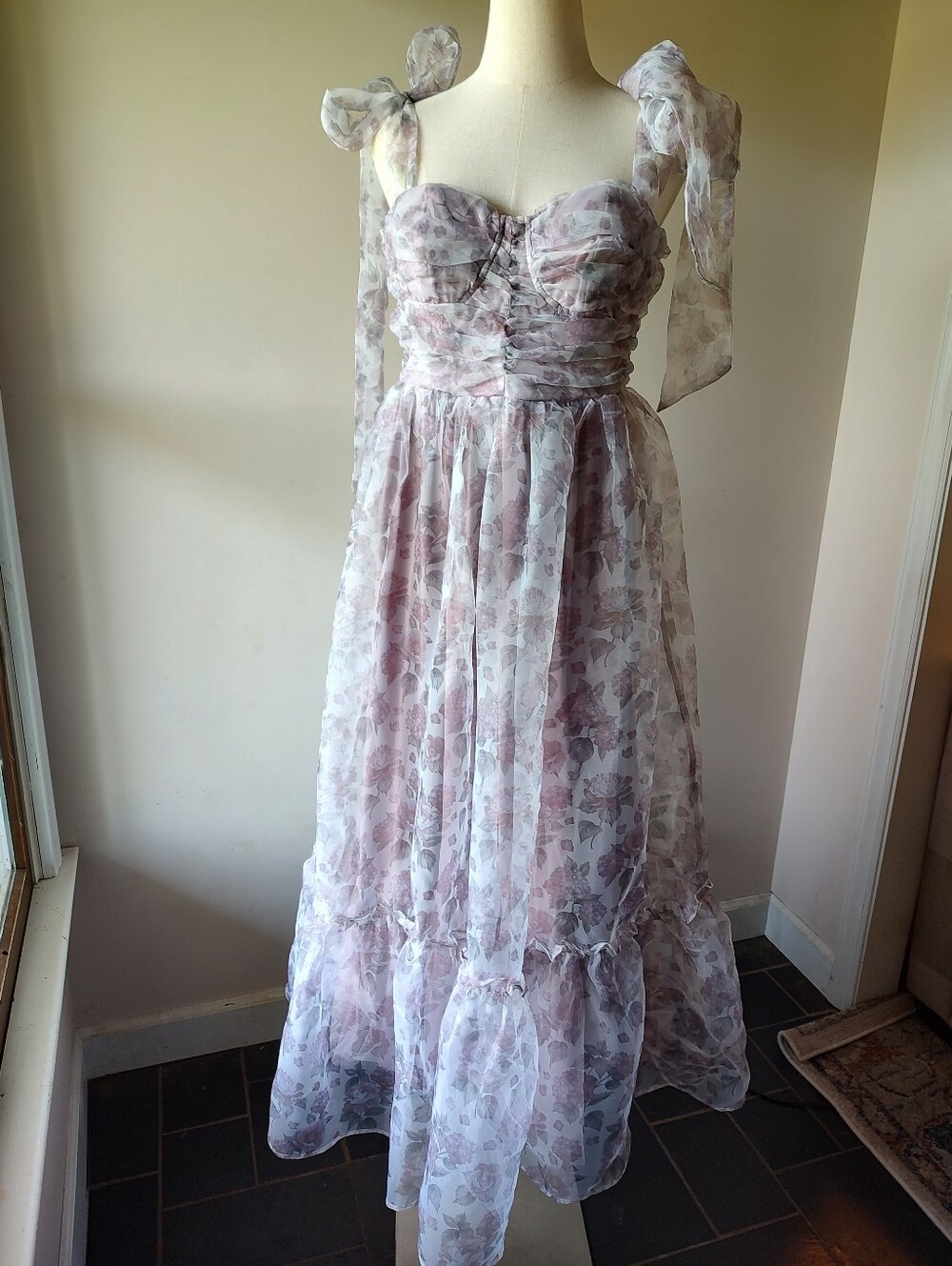 Petal & Pup Lavender Floral Chiffon Maxi Dress Large NWT